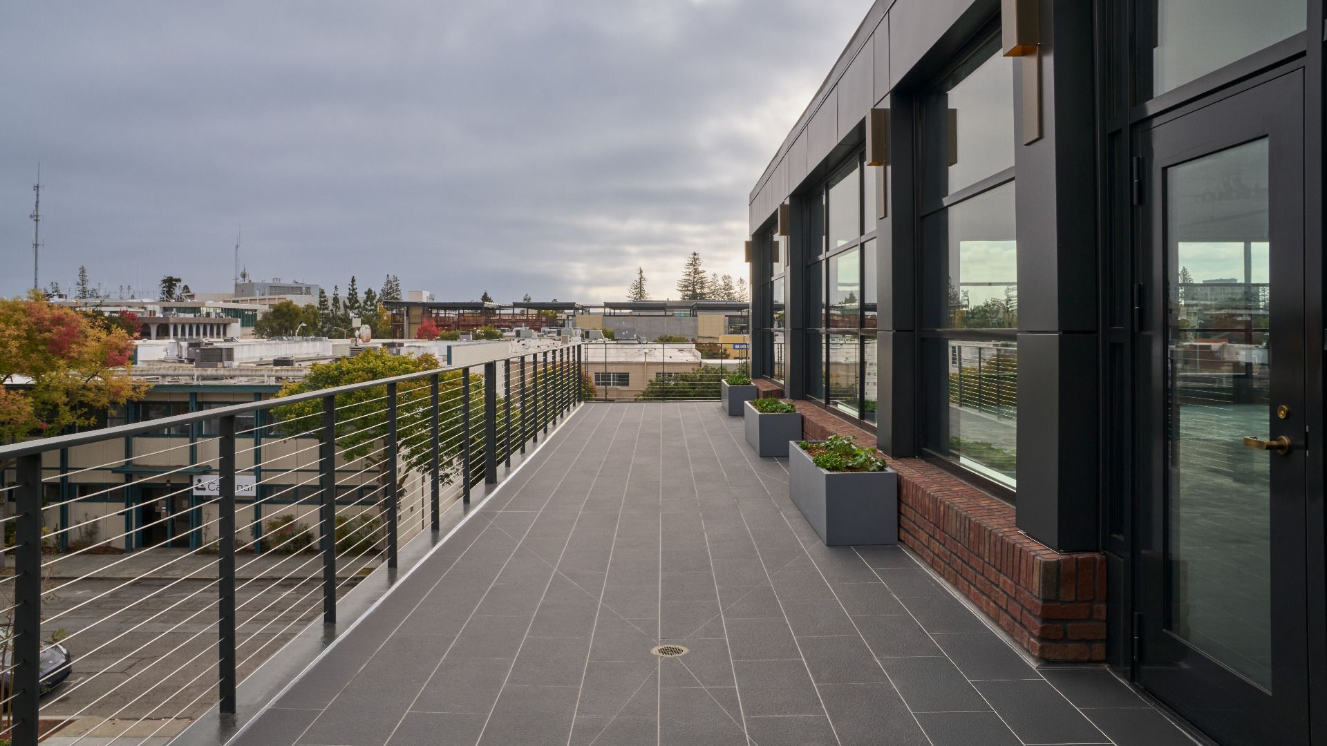 OUTDOOR ENTERTAINMENT