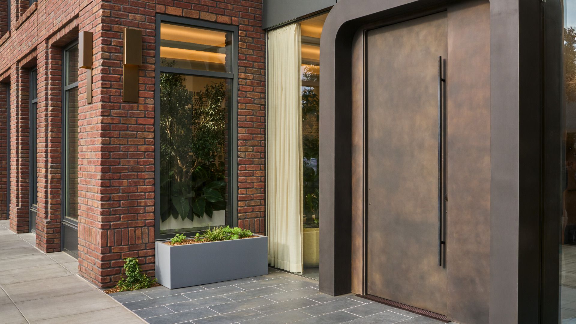 HIGH-TECH, LOW-TOUCH